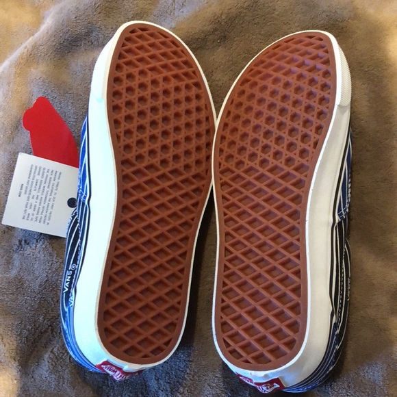 Brand new Vans - Picture 3 of 4